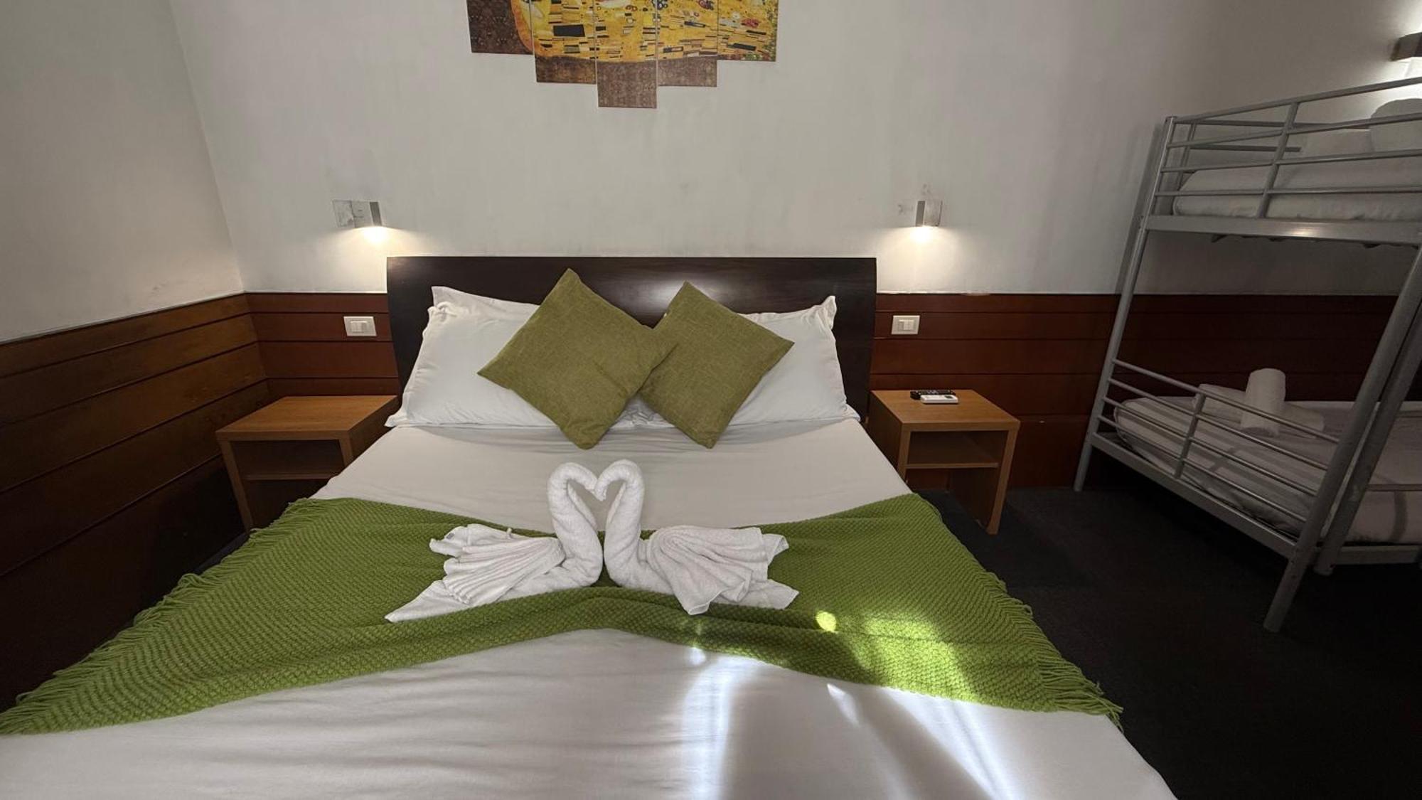 Romalive Hotel Екстер'єр фото