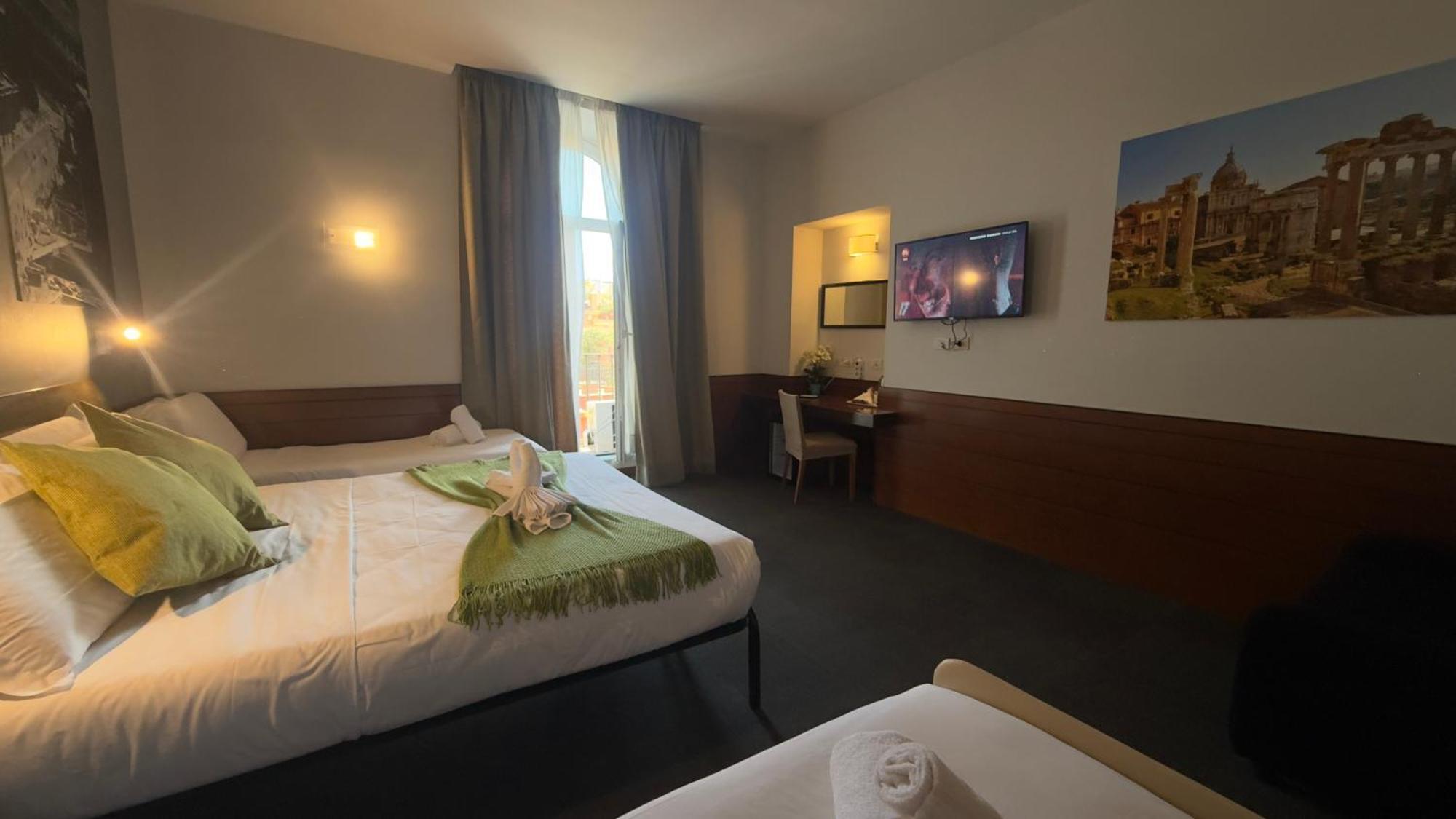 Romalive Hotel Екстер'єр фото