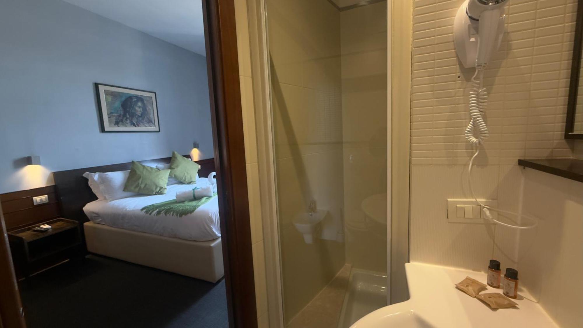 Romalive Hotel Екстер'єр фото